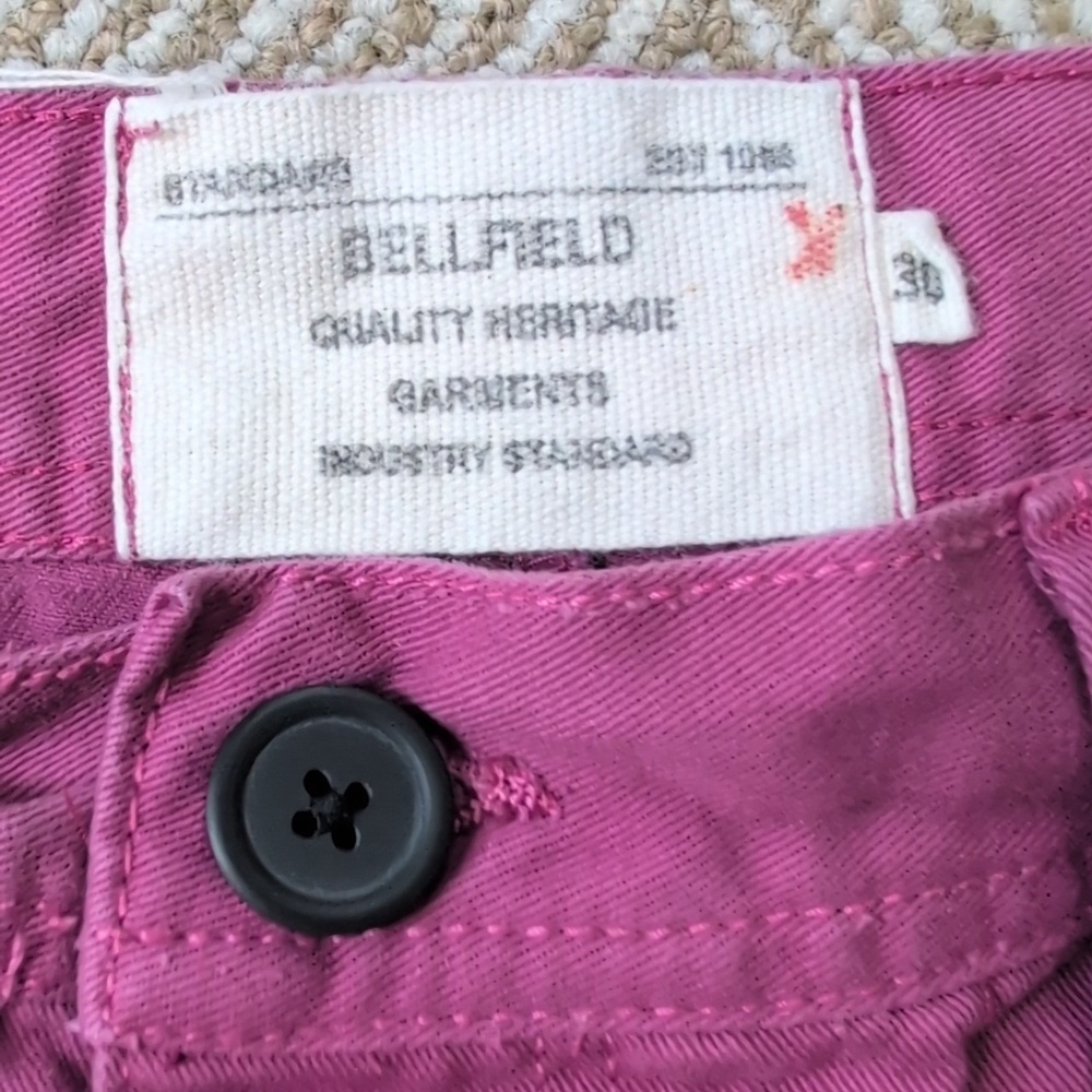 Bellfield Men's Casual Chino Raspberry Fuchsia Pink Button Fly Shorts Sz 30 - Picture 2 of 7
